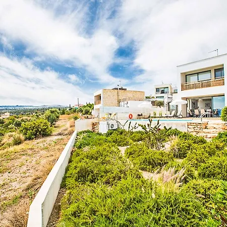 别墅 Latchi View *