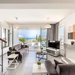 Vila Latchi View Neo Chorio