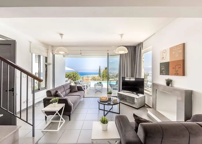 Vila Latchi View Neo Chorio